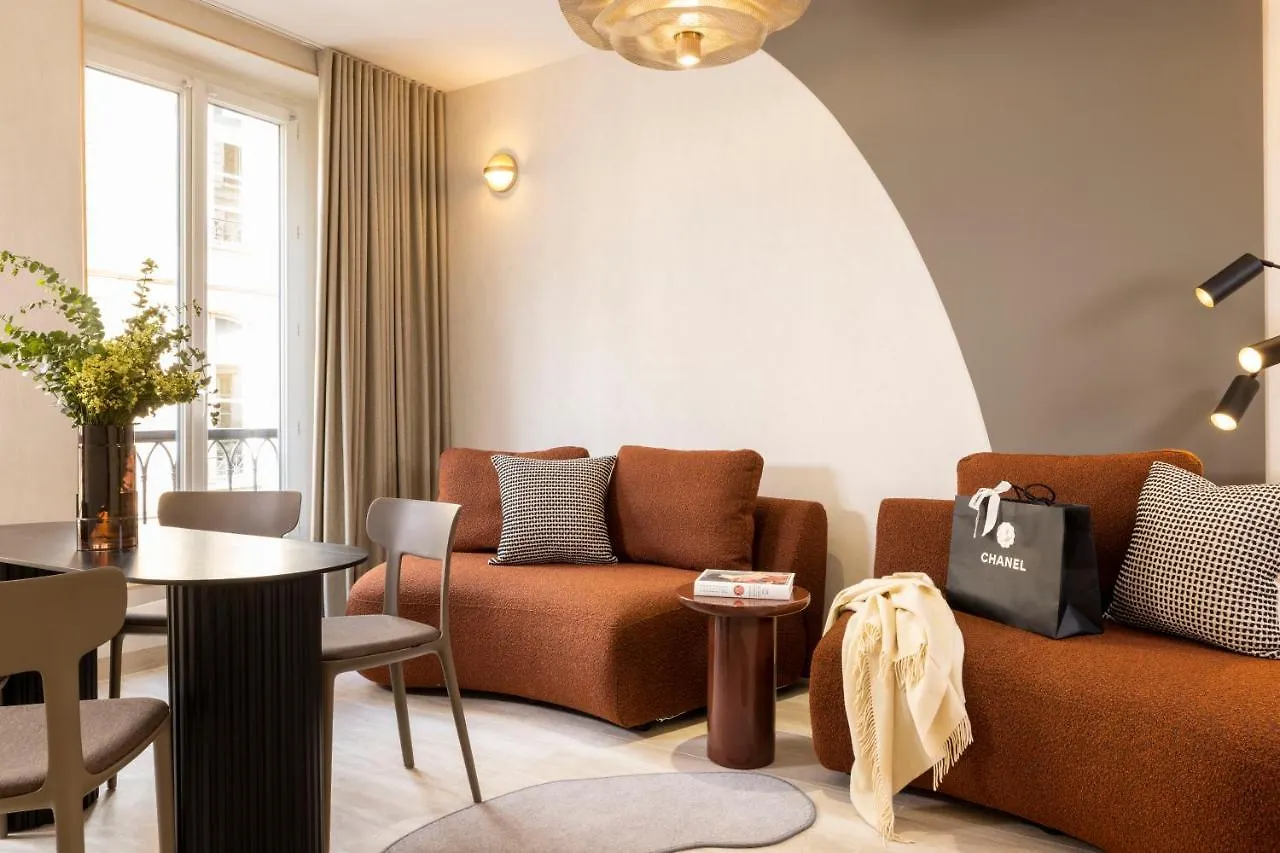 Yuna Saint-Honore - Serviced Apartments Paris 0*,
