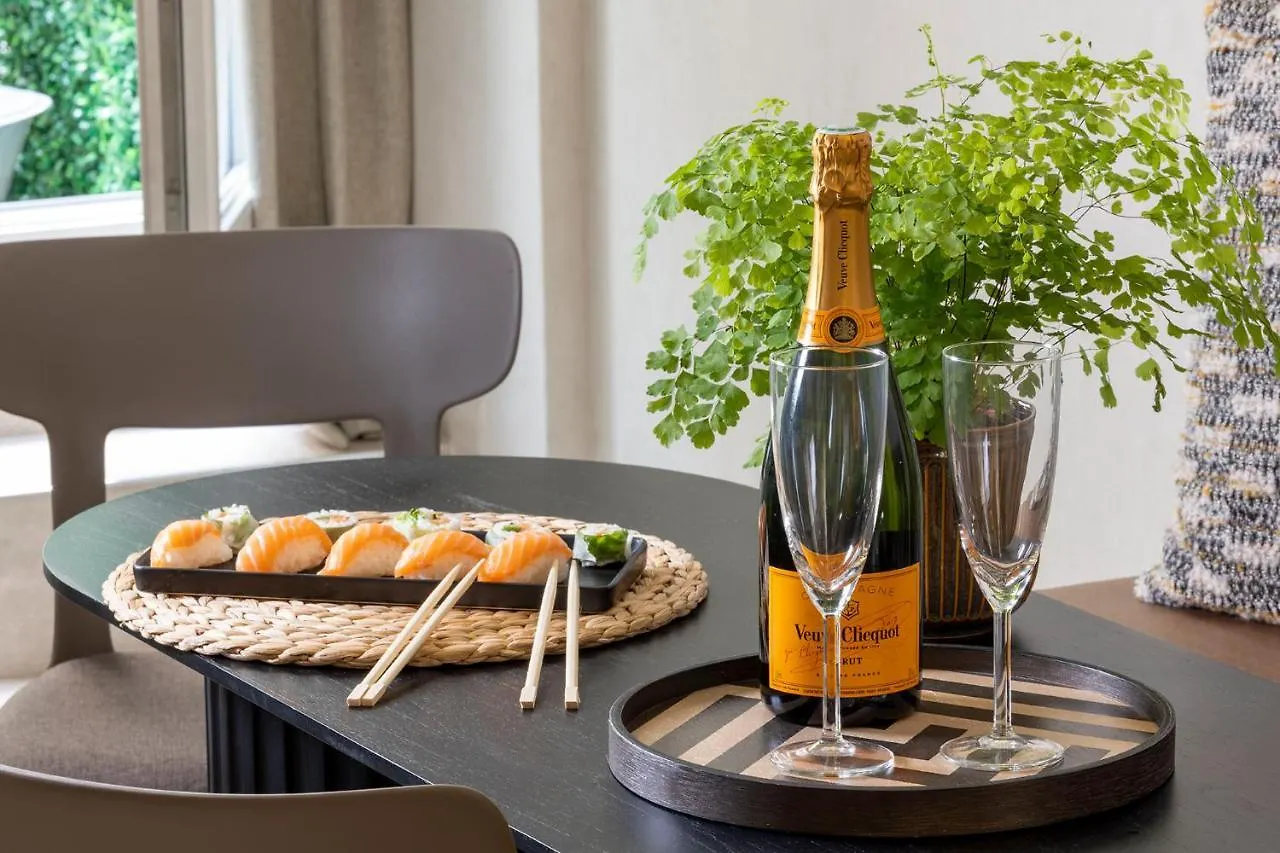 Yuna Saint-Honore - Serviced Apartments Paris